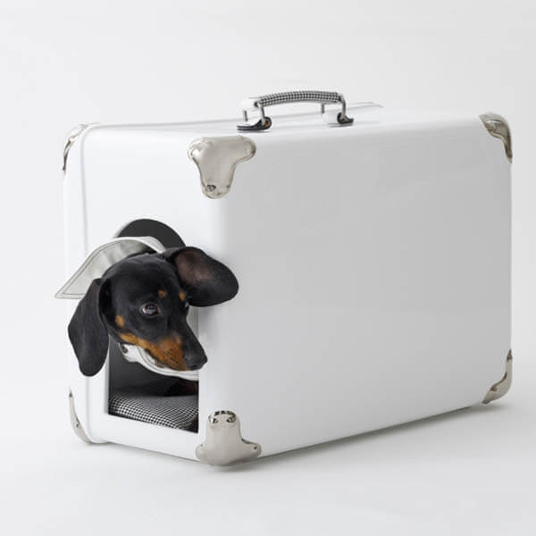 WHITE SUITCASE CREATIVE DESIGNER DOG & PUPPY HOUSES, KENNELS